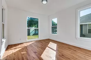 927 S Franklin St, Dallas, TX 75211 - Photo 4