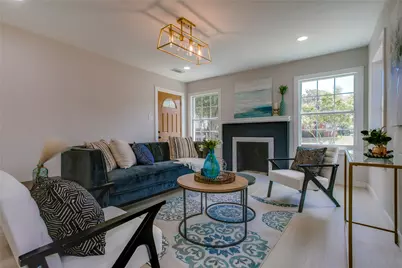 2635 Gladstone Drive, Dallas, TX 75211 - Photo 8