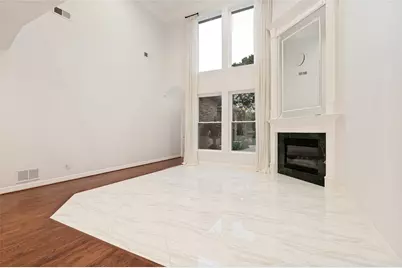 801 Shady Bend Court, Highland Village, TX 75077 - Photo 8
