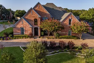 801 Shady Bend Ct, Highland Village, TX 75077 - Photo 2
