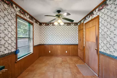 313 Wesley, Corsicana, TX 75110 - Photo 14
