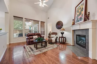 1660 Meadows Avenue, Lantana, TX 76226 - Photo 10