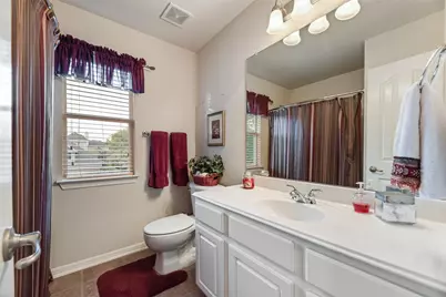 1660 Meadows Avenue, Lantana, TX 76226 - Photo 22
