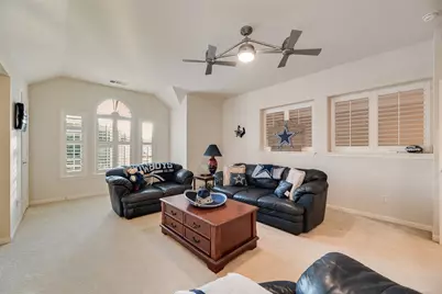 1660 Meadows Avenue, Lantana, TX 76226 - Photo 28