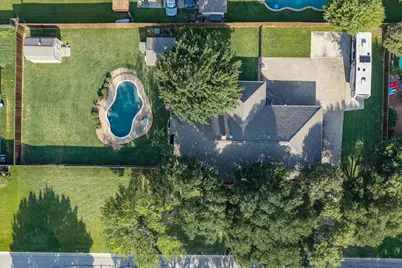 241 Raintree Drive, Highland Village, TX 75077 - Photo 2