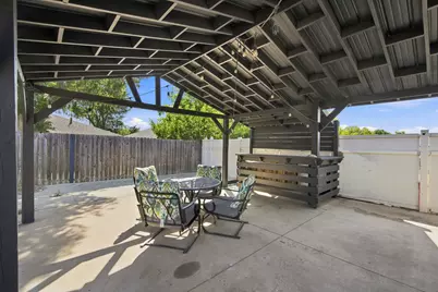 2534 Las Villas Avenue, Dallas, TX 75211 - Photo 20