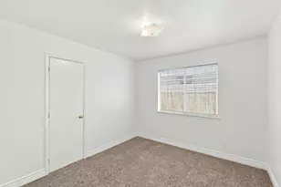 2534 Las Villas Ave, Dallas, TX 75211 - Photo 6
