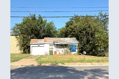 807 SE 6th Avenue, Mineral Wells, TX 76067 - Photo 1