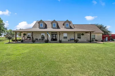 2765 Pleasant Run Road, McGregor, TX 76657 - Photo 2