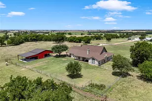 2765 Pleasant Run Rd, McGregor, TX 76657 - Photo 36