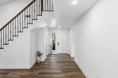 7504 Canyon Crest Court, Fort Worth, TX 76179 - Photo 4