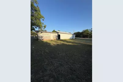 430 Henry Street, Dublin, TX 76446 - Photo 8
