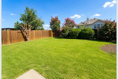 8621 Wagon Trail, Cross Roads, TX 76227 - Photo 16
