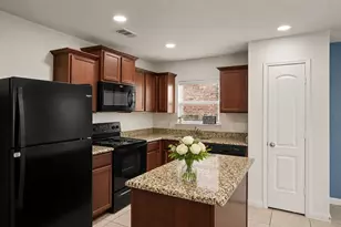 1619 White Mountain Wy, Princeton, TX 75407 - Photo 6