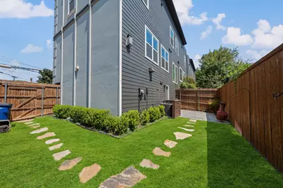 4039 Congress Avenue #201, Dallas, TX 75219 - Photo 24