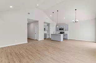 213 Marble Creek Dr, Fort Worth, TX 76131 - Photo 8