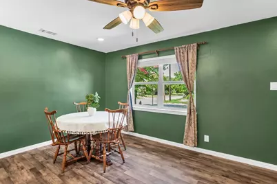 2705 Brockbank Drive, Irving, TX 75062 - Photo 8