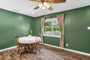 2705 Brockbank Dr, Irving, TX 75062 - Photo 8