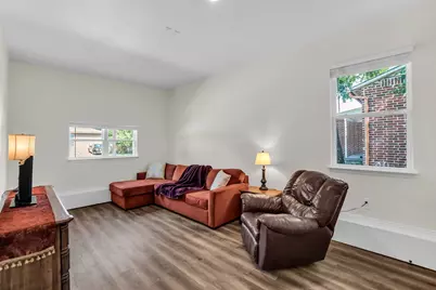 2705 Brockbank Drive, Irving, TX 75062 - Photo 14