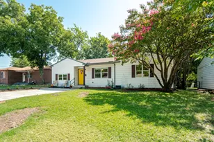 2705 Brockbank Dr, Irving, TX 75062 - Photo 2