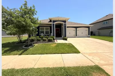 616 Timberwood Drive, Cleburne, TX 76031 - Photo 4