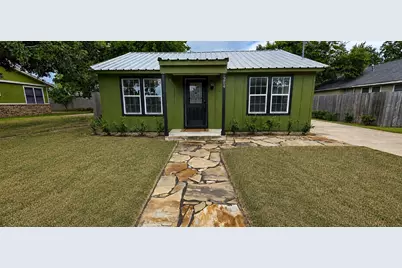 254 W Frey Street, Stephenville, TX 76401 - Photo 1