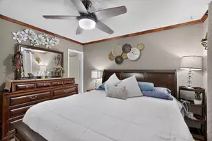 4651 Timberwood Dr, Dallas, TX 75211 - Photo 22