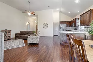13149 Red Robin Dr, Fort Worth, TX 76244 - Photo 16
