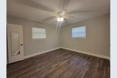 829 E Mustang Street, Crowley, TX 76036 - Photo 12