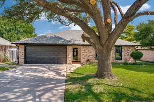 8420 Christie Dr, Frisco, TX 75033 - Photo 2