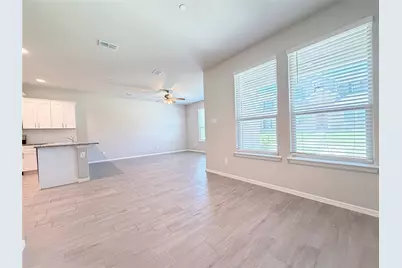 4808 Sparkling Pathway, Haltom City, TX 76117 - Photo 6