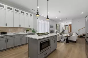 814 Premier Pkwy, Grand Prairie, TX 75051 - Photo 10