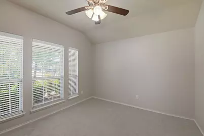 125 Meadow Crest Drive, Princeton, TX 75407 - Photo 8