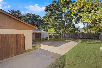 7232 Monterrey Drive, Fort Worth, TX 76112 - Photo 32