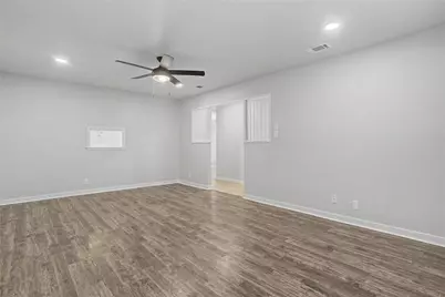 7232 Monterrey Drive, Fort Worth, TX 76112 - Photo 6
