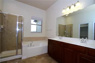 4233 Swan Forest Dr, Carrollton, TX 75010 - Photo 10