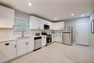 3814 Wendelkin St, Dallas, TX 75215 - Photo 6