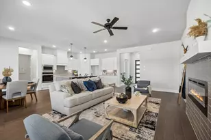 4021 Lagos Dr, Midlothian, TX 76065 - Photo 8