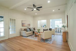 1917 Middle Glen Dr, Carrollton, TX 75007 - Photo 12