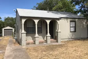 2417 Lowriemore Ln, Fort Worth, TX 76105 - Photo 2