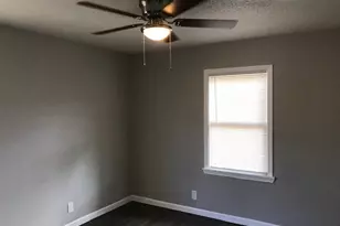 2417 Lowriemore Ln, Fort Worth, TX 76105 - Photo 4