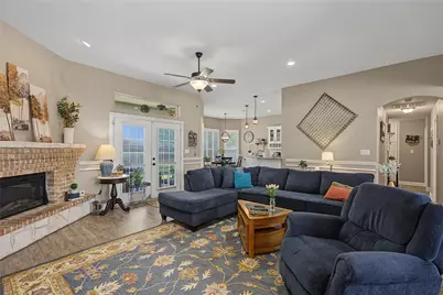 2821 Willow Ridge Circle, Granbury, TX 76049 - Photo 12