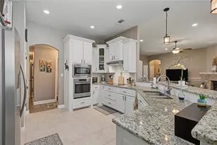 2821 Willow Ridge Cir, Granbury, TX 76049 - Photo 14