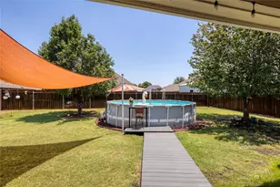 2821 Willow Ridge Cir, Granbury, TX 76049 - Photo 6