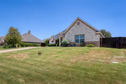 2821 Willow Ridge Circle, Granbury, TX 76049 - Photo 32