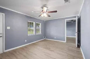 5409 Old Handley Rd, Fort Worth, TX 76112 - Photo 6
