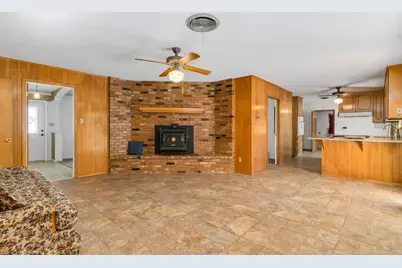 401 S Beverly Street, Crowley, TX 76036 - Photo 12