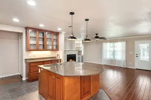176 Seaside Dr, Gun Barrel City, TX 75156 - Photo 6
