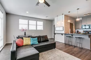 906 W Cannon St, Fort Worth, TX 76104 - Photo 4