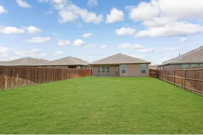 15957 Charing Cross Drive, Fort Worth, TX 76247 - Photo 4